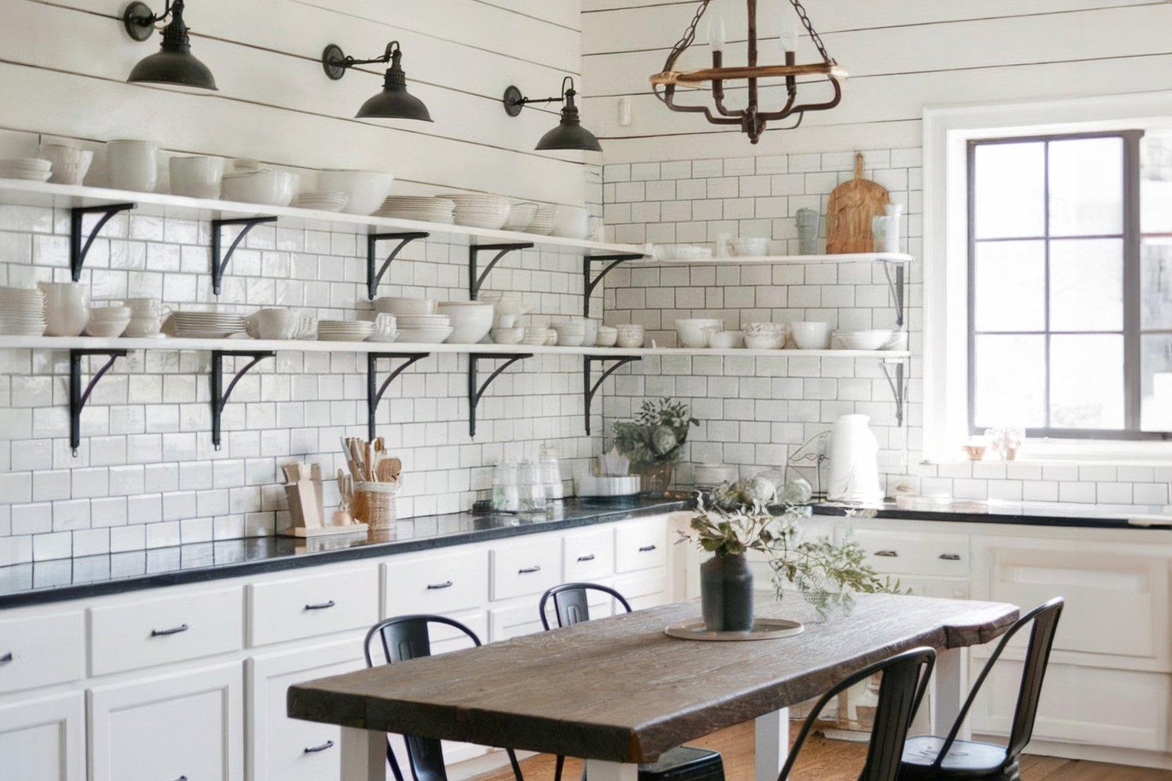 23 Black and White Kitchen Ideas for a Timeless Look